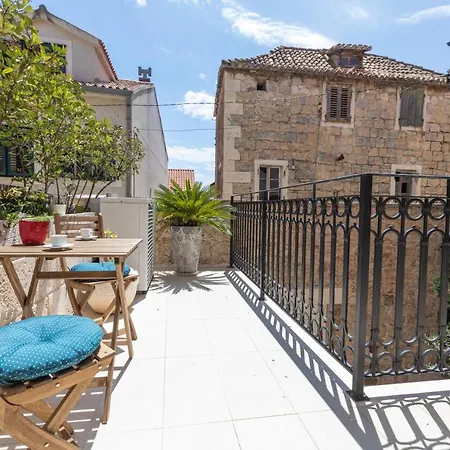 Coastal Villa - Old Dalmatian House Guest house