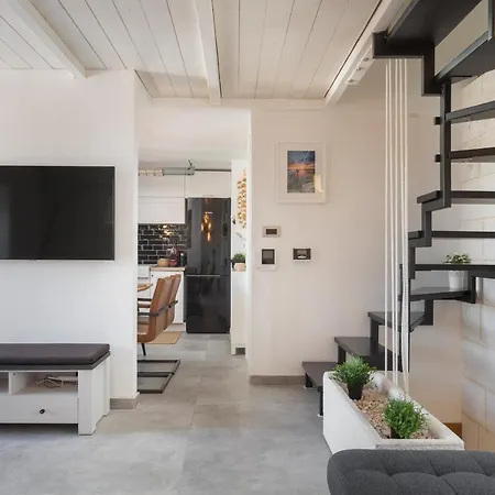 Guest house Coastal Villa - Old Dalmatian House